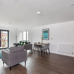Zeni, Ouse Court Lovely 2 Bed Apartment York