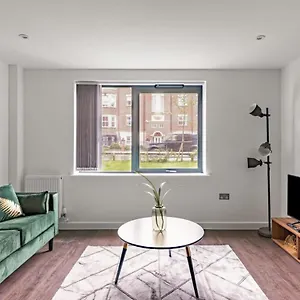 Stayzeni, Ouse Court Fabulous 2 Bed Flat Apartment York